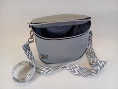 Kabelka "Silver Mist" – jemná elegance pro každý den