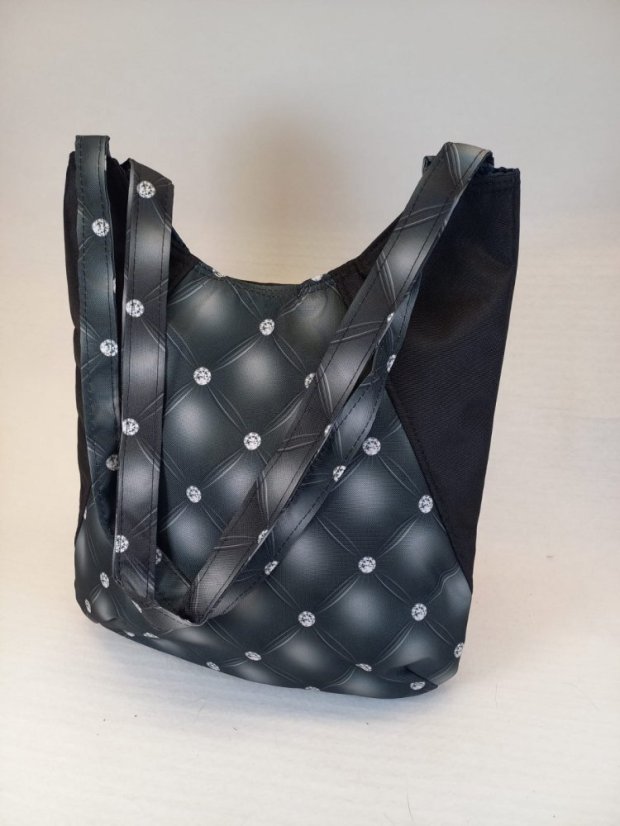 Kabelka "Diamond Black" – elegance, která zaujme na první pohled