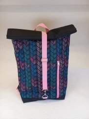 Batůžek "Colorful Braids" – stylový batoh s barevným vzorem