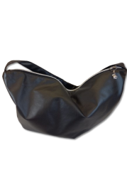 Kabelka "Black Moon" – minimalistická elegance v černém provedení