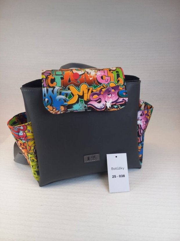 Batůžek "Urban Graffiti"