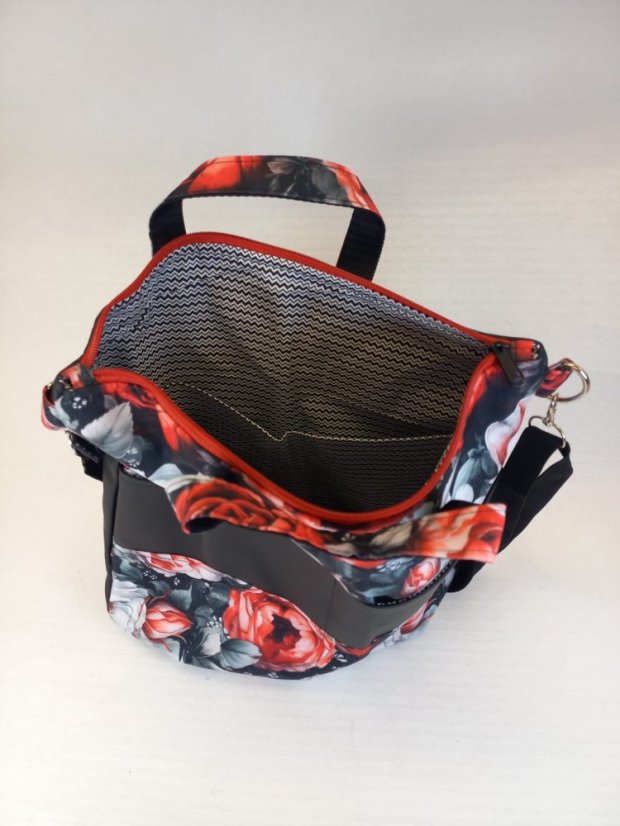 Kabelka "Rose Harmony" – jemná krása v praktickém provedení