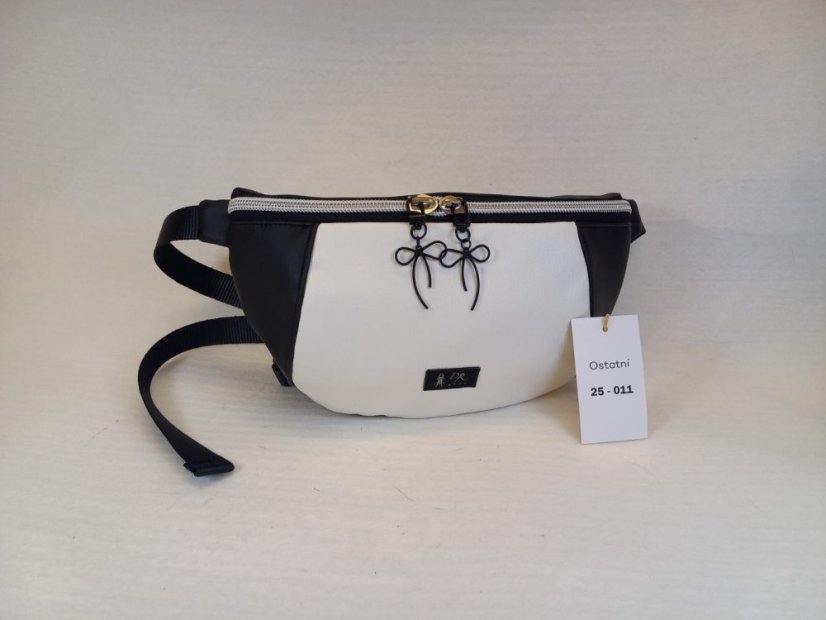 Ledvinka "Black & White Charm" – nadčasová elegance s jemným detailem