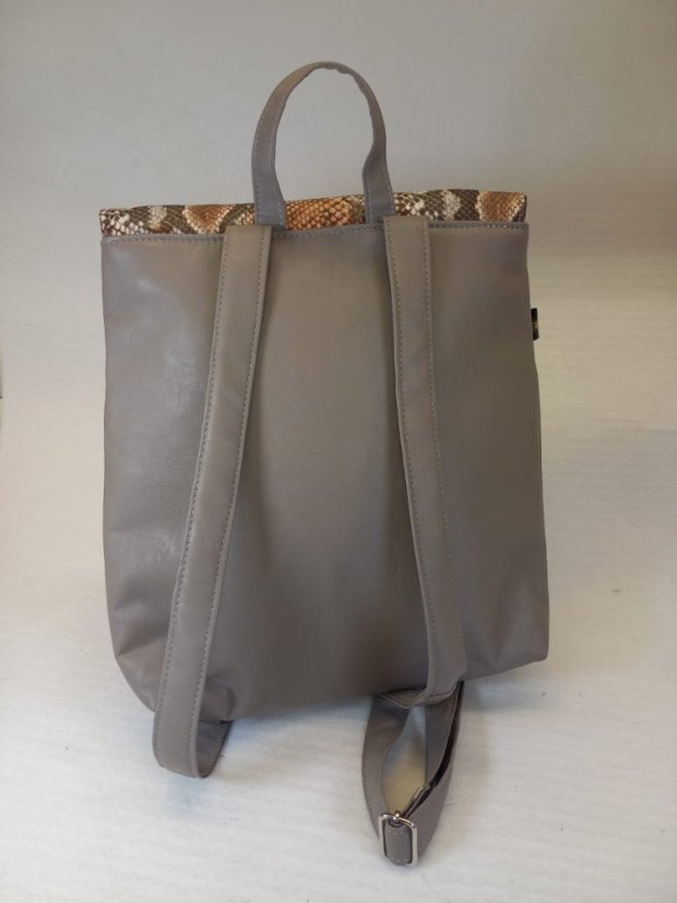 Batůžek "Urban Snake" – stylová divočina pro každý den