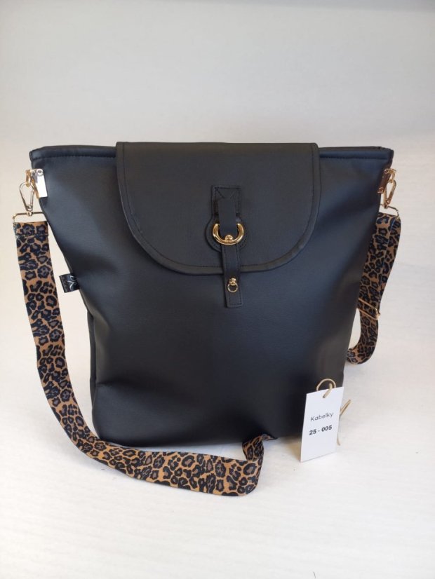 Kabelka "Wild Elegance" – klasická černá s šelmím šmrncem