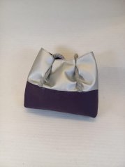 Kabelka "Silver Plum" – elegance s nádechem originality