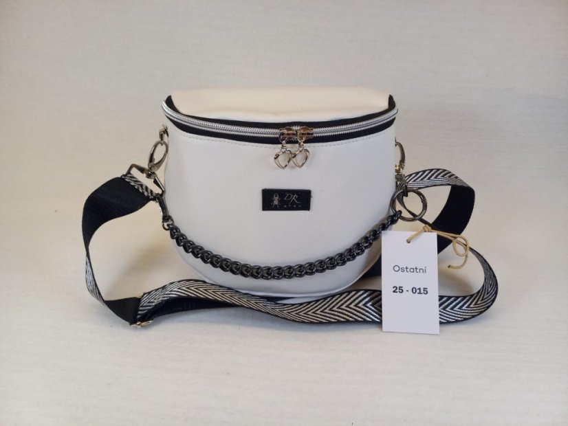 Kabelka "White Elegance" – čistá linie a moderní styl