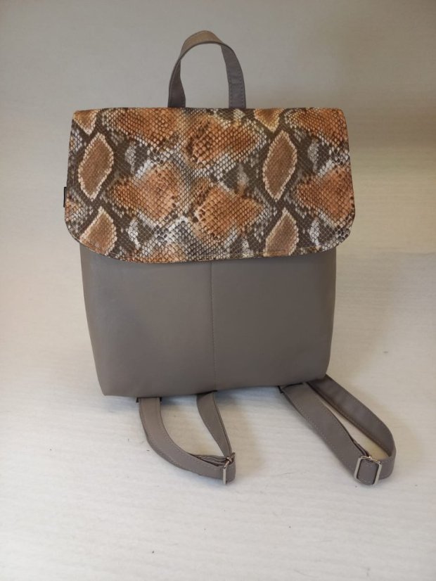 Batůžek "Urban Snake" – stylová divočina pro každý den