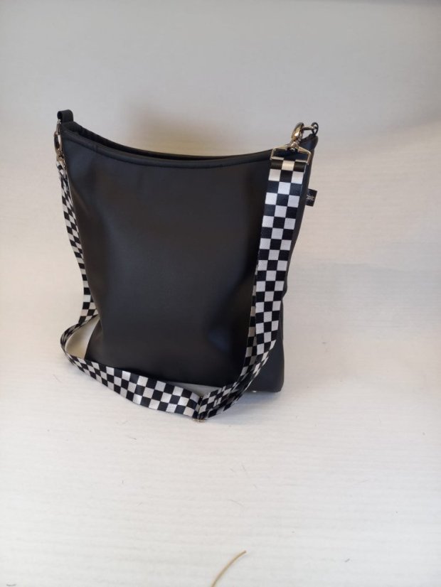 Kabelka "Urban Chic" – styl a funkčnost v jednom