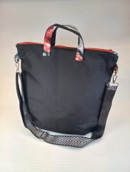 Kabelka "Rose Garden" – romantika a elegance v každém detailu